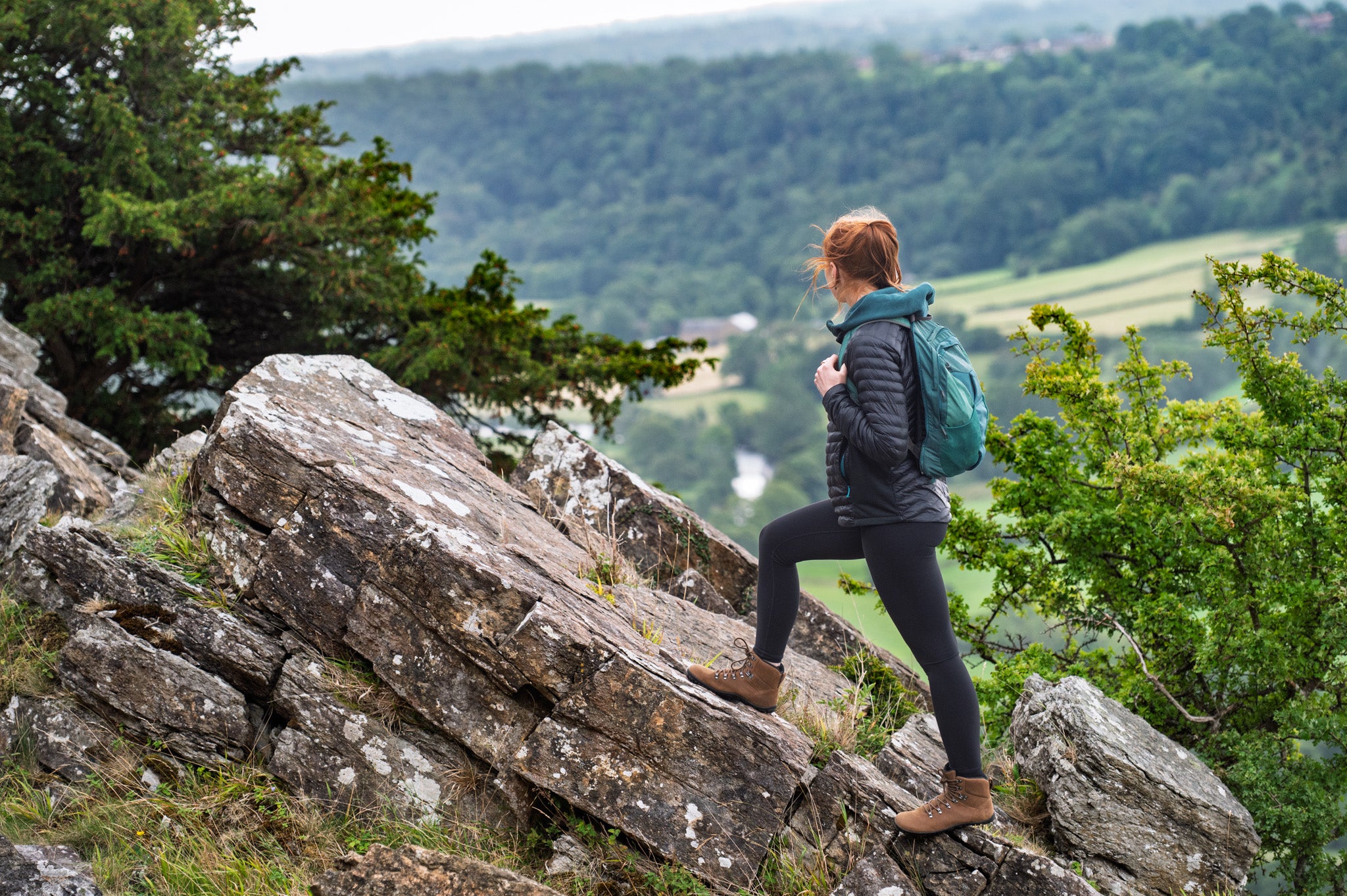 Chamois barefoot hiking boot with MountainGrip outsole